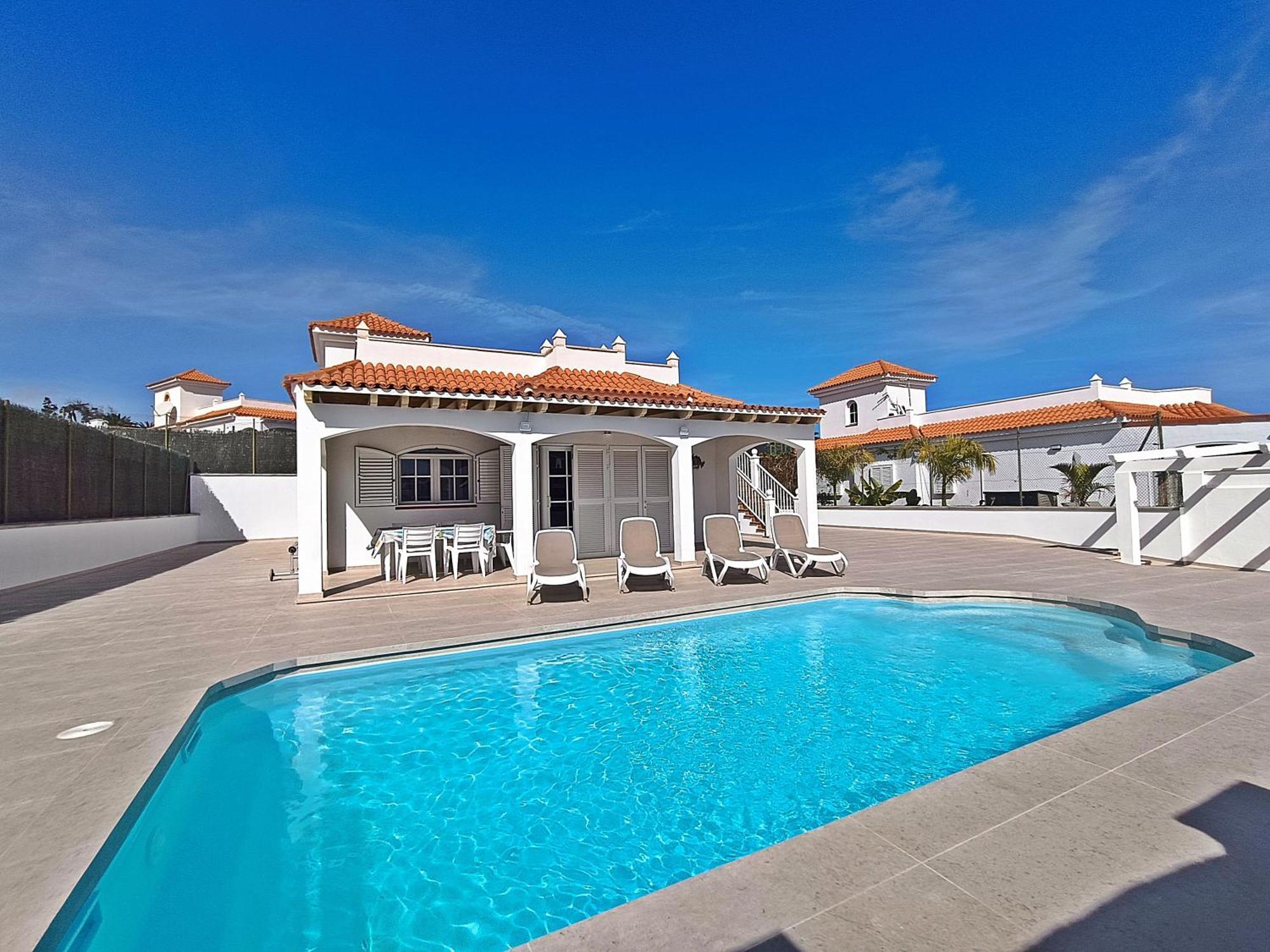 Vv Luna Golf Caleta De Fuste Exterior photo
